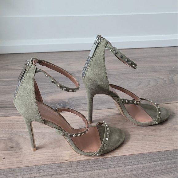 TOPSHOP Olive Green Suede Heels - Picture 3 of 7